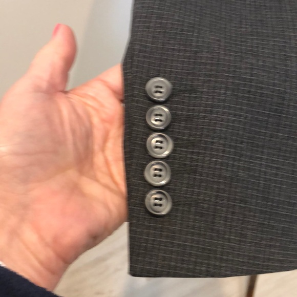 Limited Brand The Perfect Travel Suit in Grey 8 - Picture 3 of 7